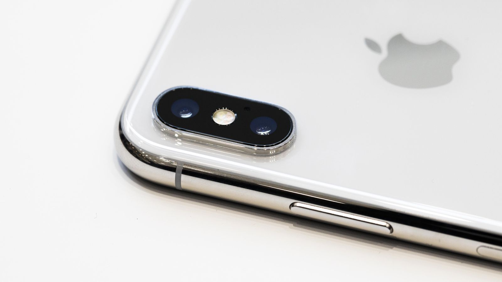 Yeni iPhone ların geliş tarihi belli oldu