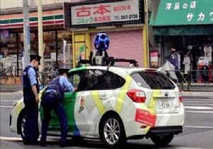 Google Aracını Japon Polisi Kenara Çekti!