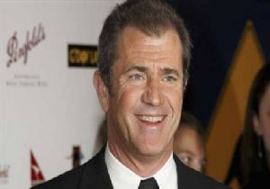 Hormonlu Mel Gibson Geliyor