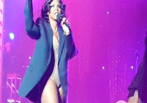Toni Braxton un Frikikten Vermekten Kurtulamadı!