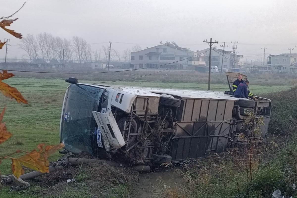 İşçilerini taşıyan otobüs kaza yaptı: 5 yaralı