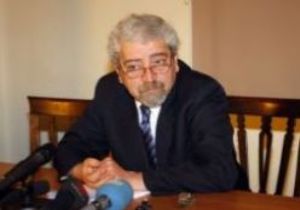 Aydınlık Yazarı Gözaltına Alındı