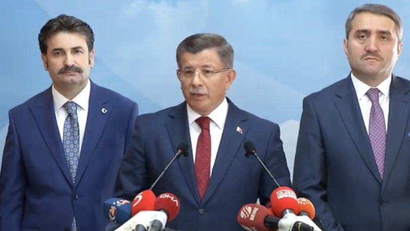 Davutoğlu na ekran ambargosu!