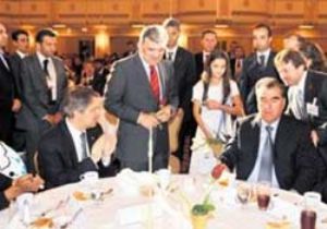 Gül ü Kızdıran PROTOKOL AYIBI