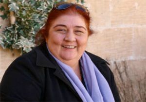 Meral Okay Kavgası Büyüyor