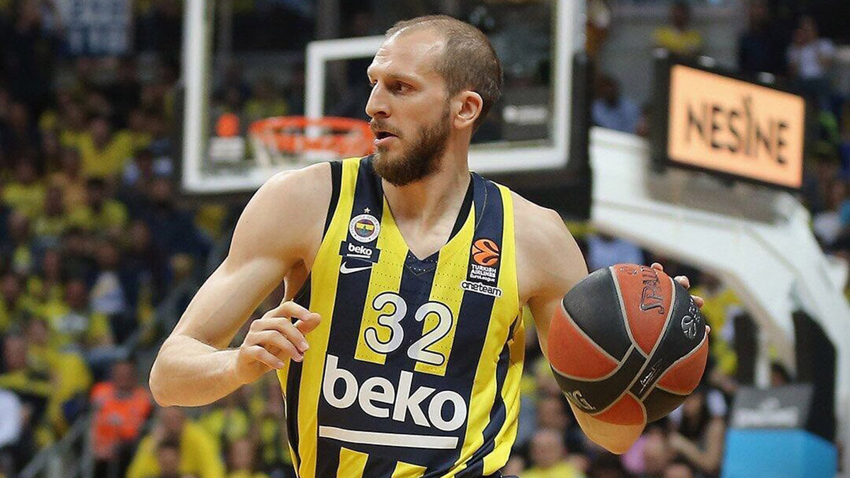 Sinan Güler basketbolu bıraktı