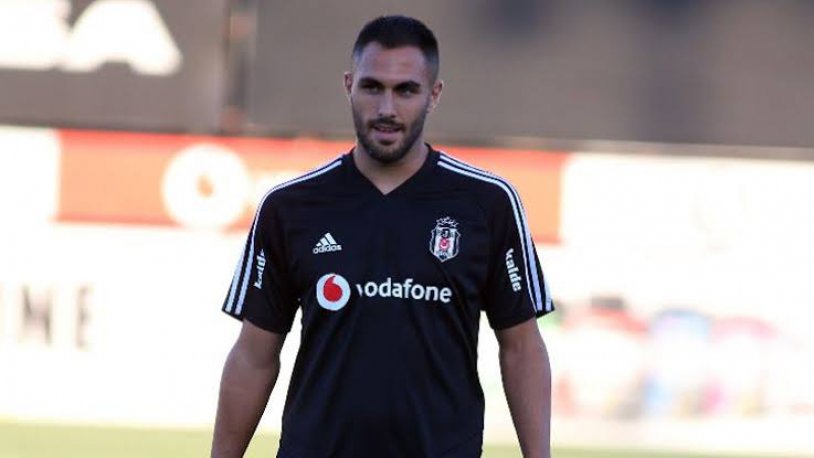 Beşiktaş ta Víctor Ruiz şoku!