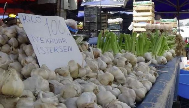 Vatandaş şaşkına döndü! Kilosu 100 lirayı buldu