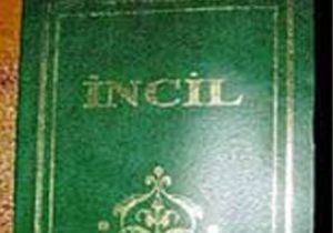 İncil e Zarar Veren Köpeği Öldüren Kadına Hapis