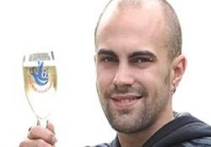 ‘Tırnağıyla Kazıyıp’ Milyoner Oldu