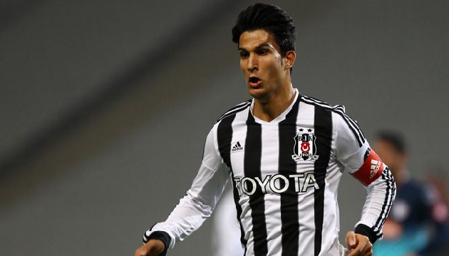 Necip Uysal isyan etti!