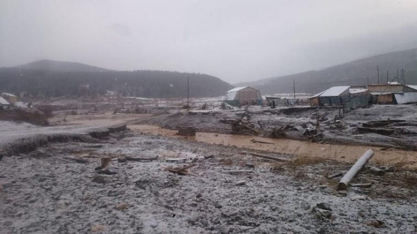 Baraj çöktu: 13 kişi hayatını kaybetti