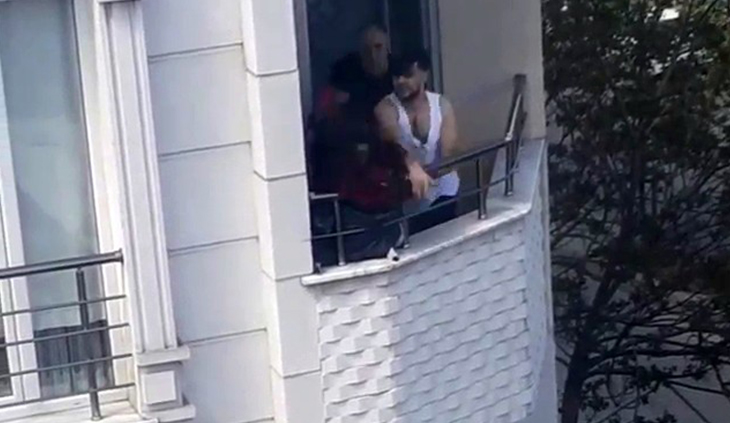 Anneler Günü nde eşi ve oğlu tarafından darp edildi