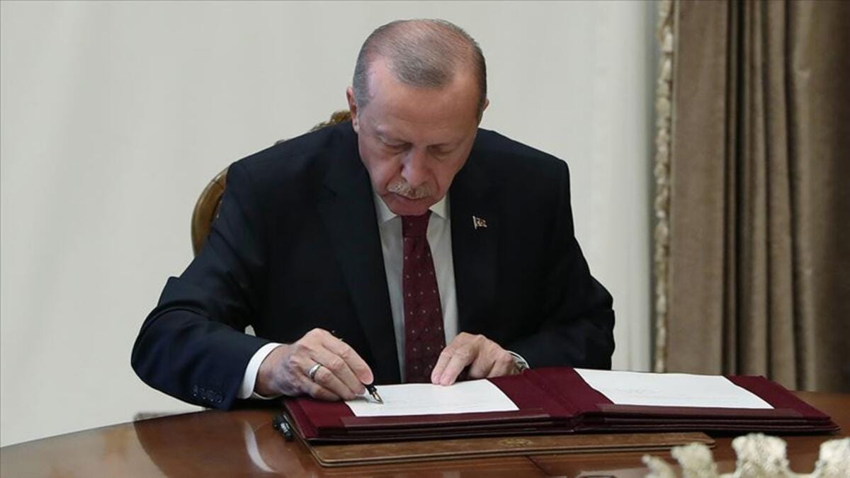 Türkmen ve Özbek çalışanları sevindiren gelişme: Erdoğan imzaladı
