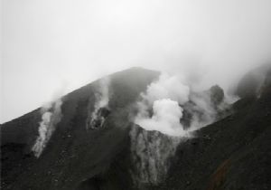  Tongariro  Yeniden Faaliyete Geçti