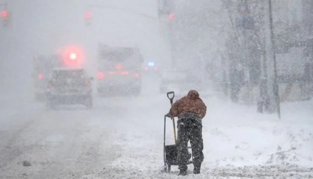 ABD de kar fırtınası: 300 bin kişi elektrik!