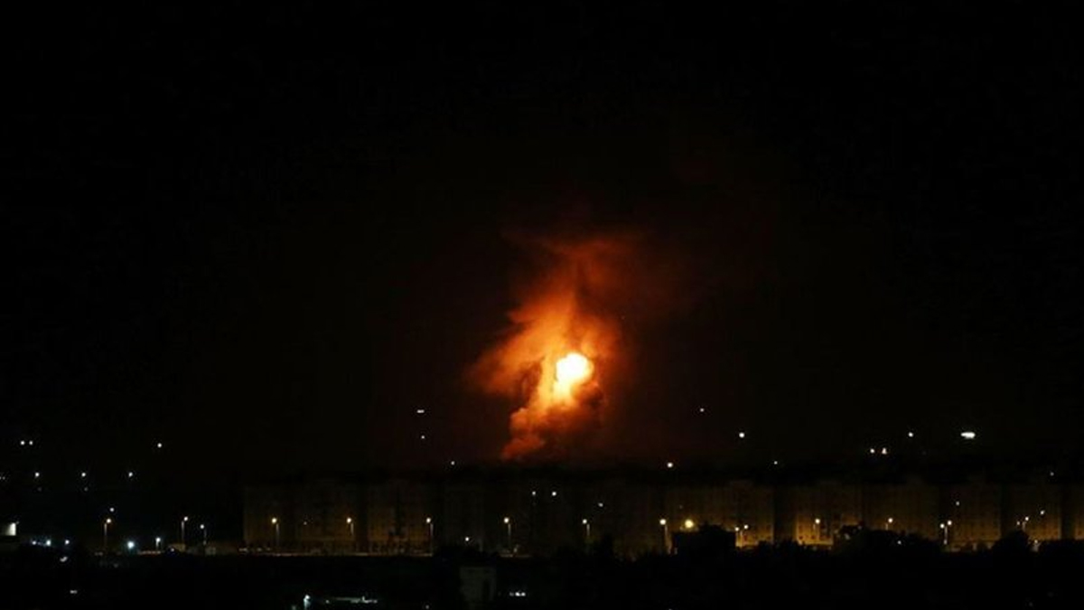 İsrail den, Şam a  füze saldırısı