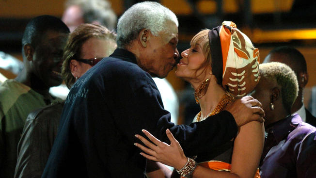 Beyonce den Mandela ya duygusal mektup