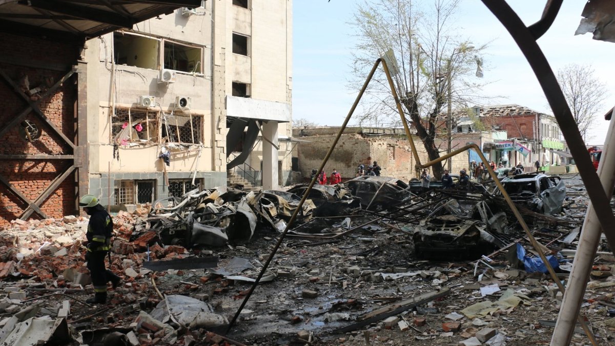 Rusya Ukrayna ya bomba yağdırdı: 2 ölü