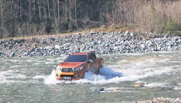 Navara ile zirveye tırmanacak