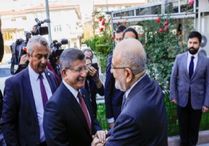 Davutoğlu, yeni parti için tarih verdi