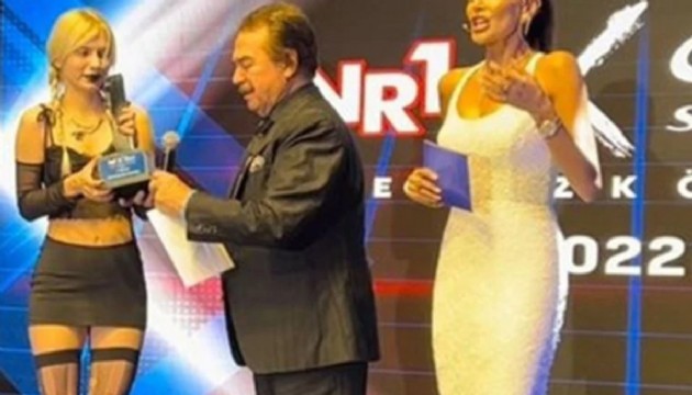 Orhan Gencebay: Aleyna'ya ödül vereceğimi bilmiyordum