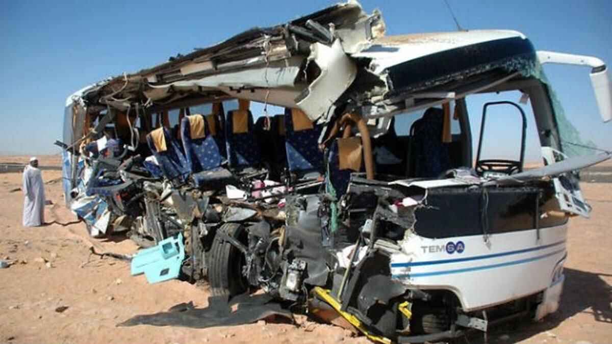Mısır da trafik kazası: 12 ölü