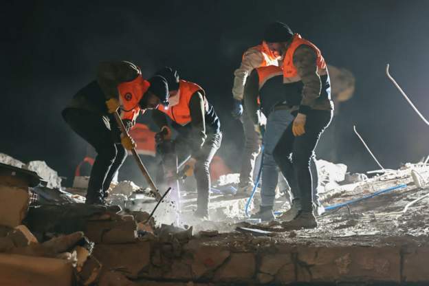 Depremzedelere yardım için 8 kanal ortak yayın yapacak