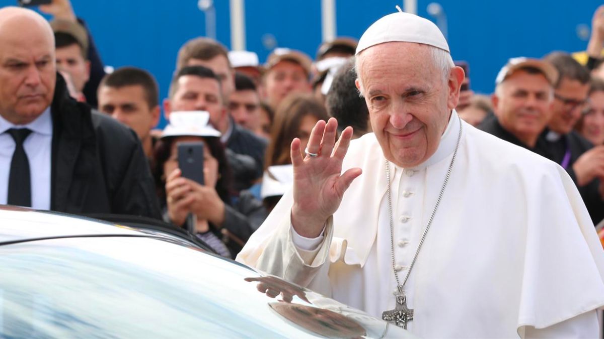Papa Francis ten Rusya ya komşu göndermesi