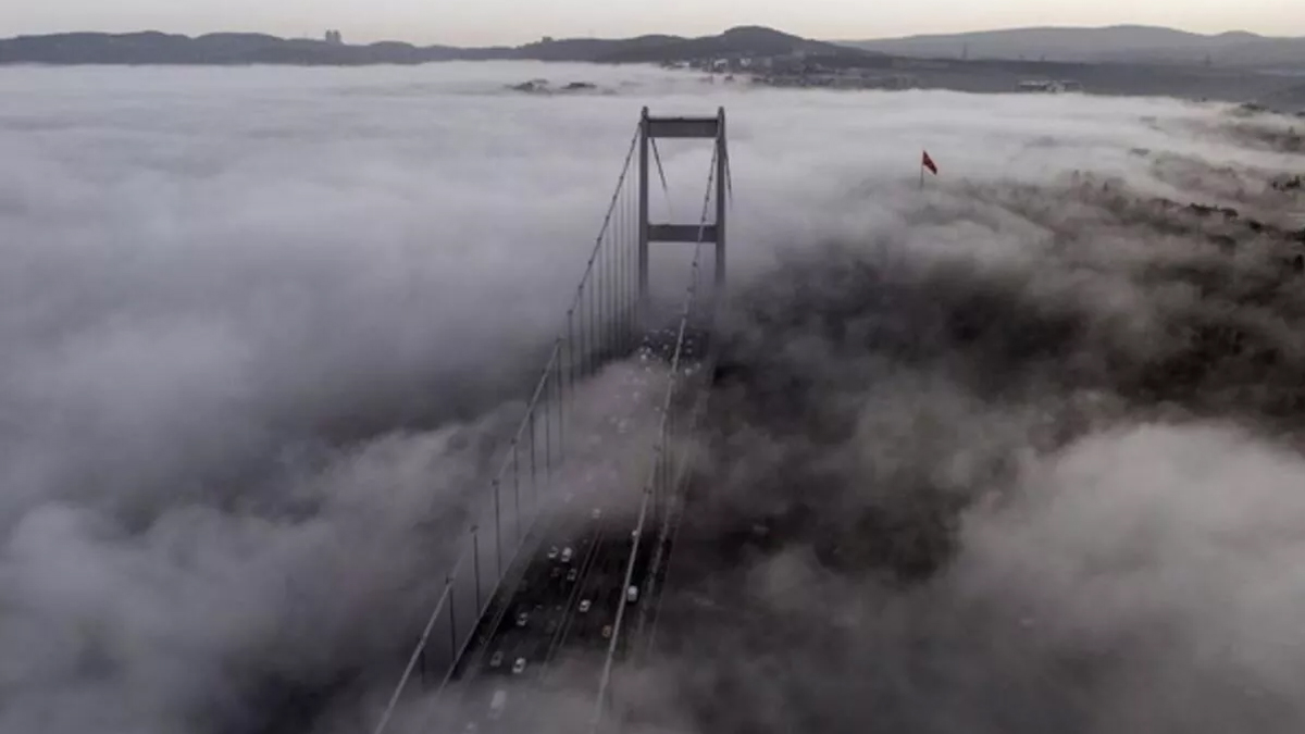 İstanbul da ulaşıma sis engeli