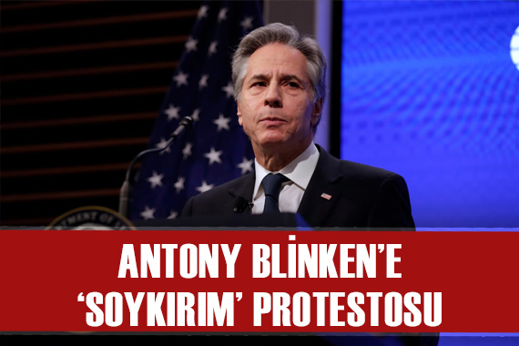 Blinken, son konuşmasında gazeteciler tarafından  soykırımcı  denilerek protesto edildi