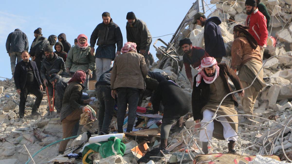 Kahramanmaraş taki deprem Suriye yi de vurdu! 1280 ölü