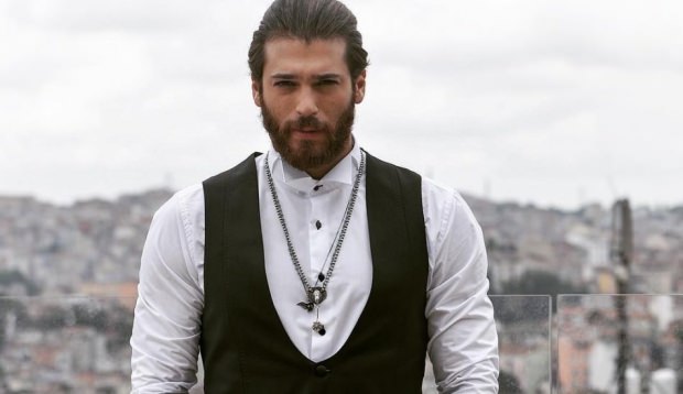 Can Yaman a talih kuşu!