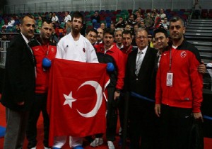 İşte Dünya karate şampiyonasında ilk finalisti!