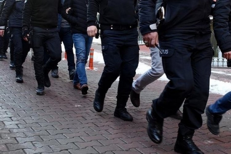 İstanbul da FETÖ operasyonu: 10 gözaltı