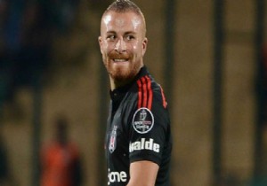 Gökhan Töre gidebilir!