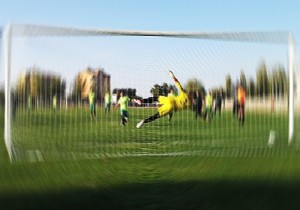 Endonezya da alışılmışın dışında bir futbol maçı!
