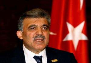 Gül ü Ayakta Alkışladılar