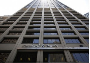 Standard & Poor’s’dan Rusya’ya kredi notu uyarısı!