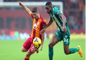 Galatasaray ve Bursaspor 2-2 berabere kaldı!