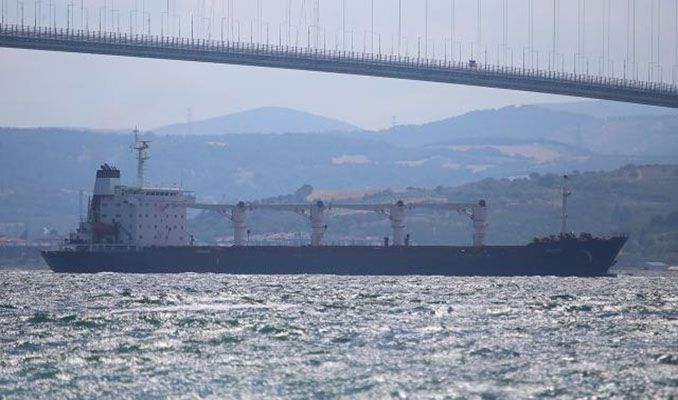 Tahıl gemisi Çanakkale Boğazı na ulaştı