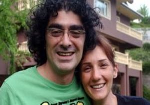 23 Yıllık Evliliği Bitti
