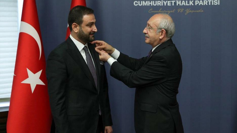 Kılıçdaroğlu nun yeni başdanışmanından olay paylaşımlar:  Kime çalışıyorsun Kılıçdaroğlu... 