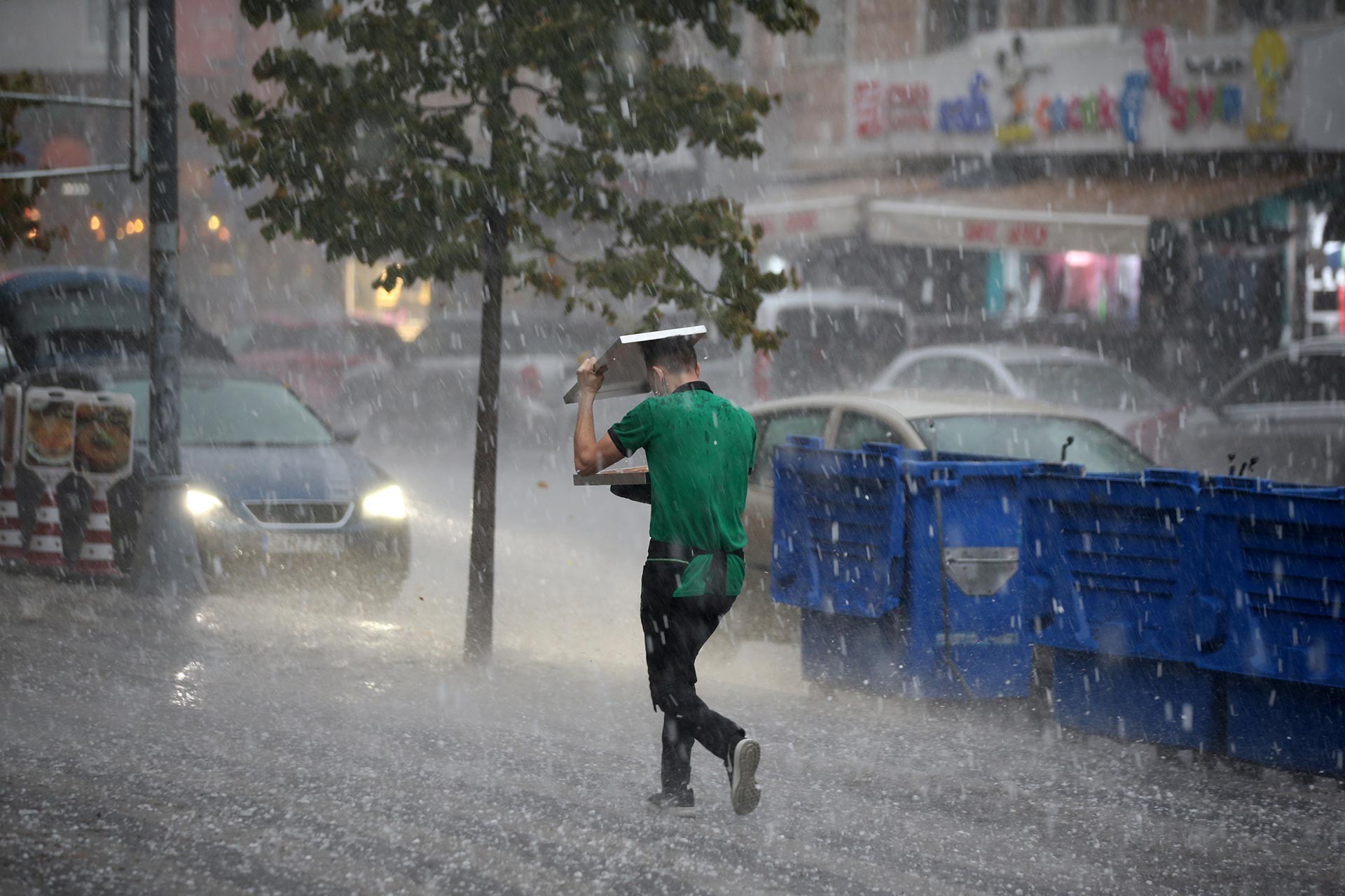 İstanbul da sağanak yağış