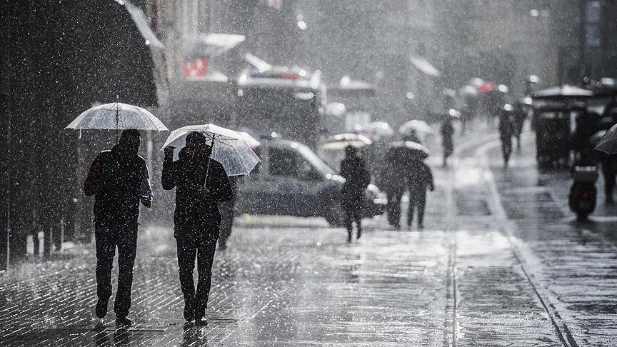 İstanbul da sıcaklıklara  sağanak  molası!