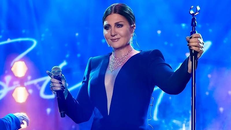 Sibel Can ın torun heyecanı
