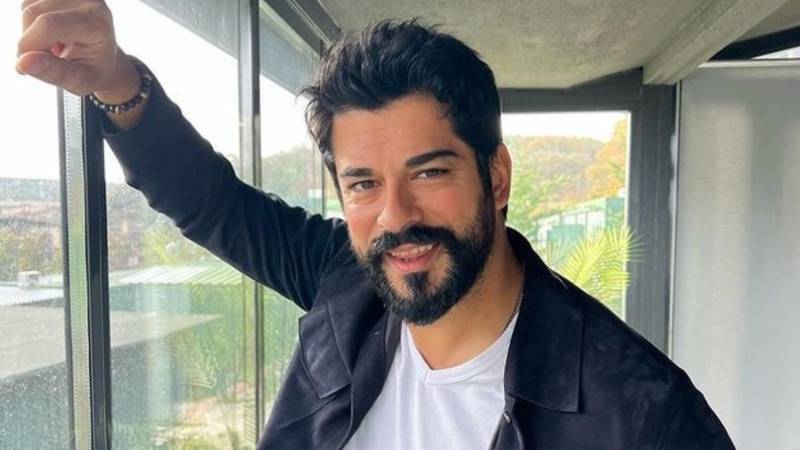Burak Özçivit in şok anları!