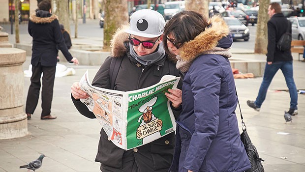  Charlie Hebdo  Almanca dilinde de yayınlanacak