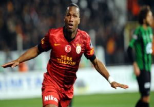 Drogba Premier Lig e gidiyor mu?