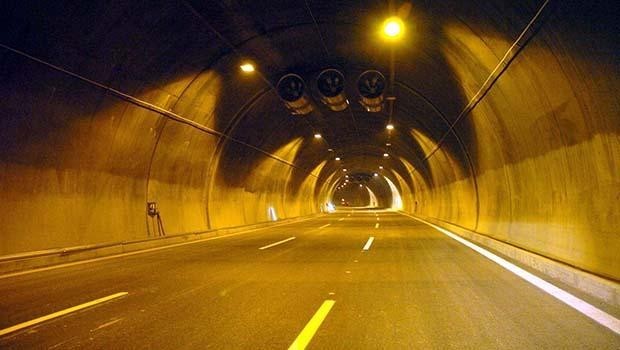 İstanbul trafiğine 2.5 milyar liralık 7 tünel geliyor!